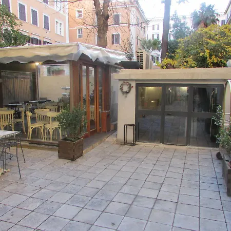 Vatican Garden Πανσιόν